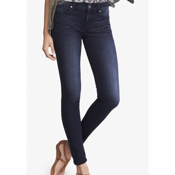 Express Denim - 0 LONG EXPRESS MID RISE SUPERSOFT JEAN LEGGINGS